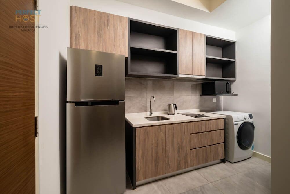 IMPERIO RESIDENCE SEAFRONT BY PERFECT HOST 6/43