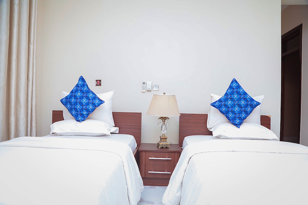 Park View Hotel 11/45