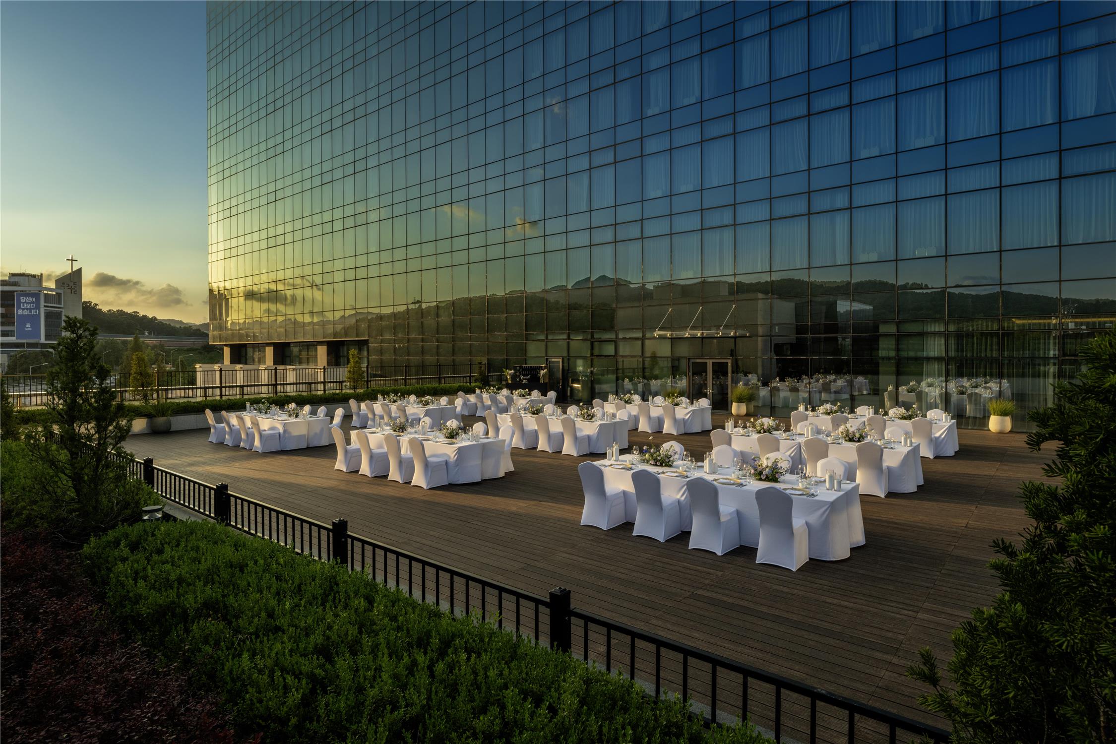 DoubleTree by Hilton Seoul Pangyo Residences 28/28