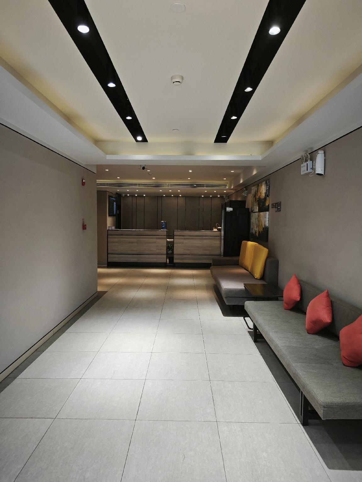Home Inn Plus (Beijing Changping Government Street Metro Station) 17/44