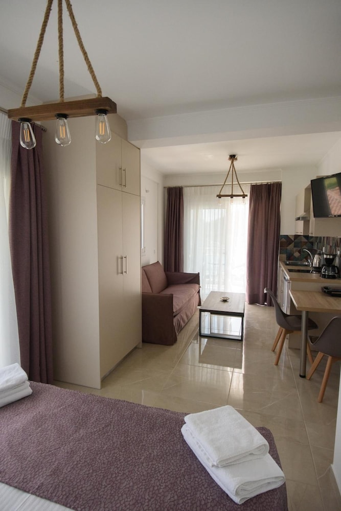 Golden Sands Motor Inn 26/45