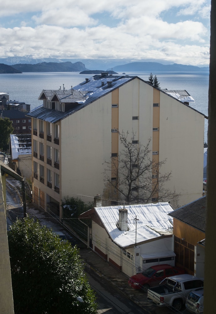Marcopolo Inn Bariloche - Adults Only 1/48