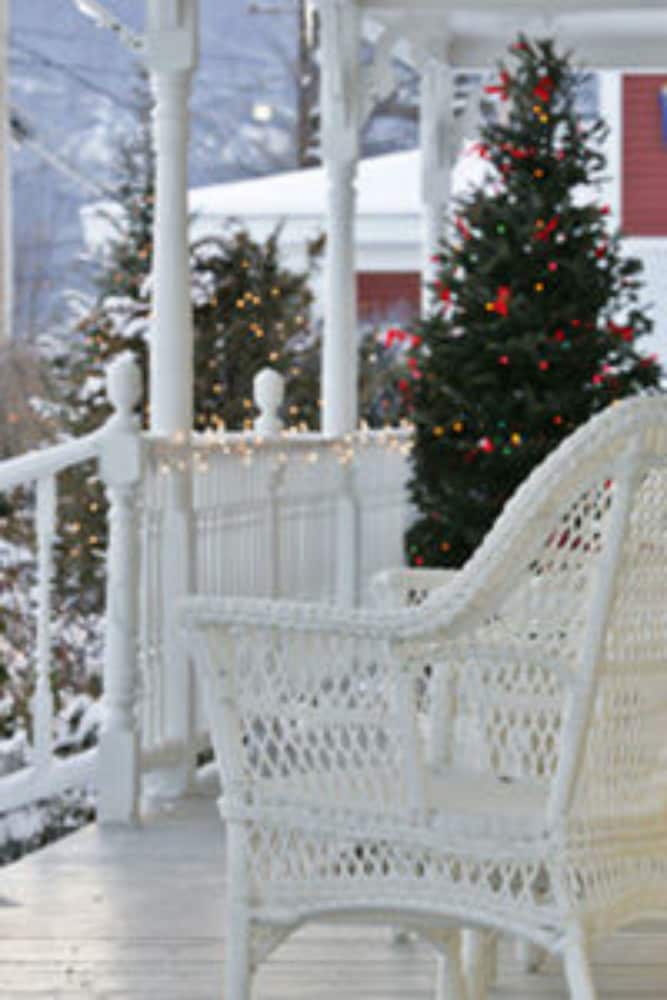 Kearsarge Inn 3/48