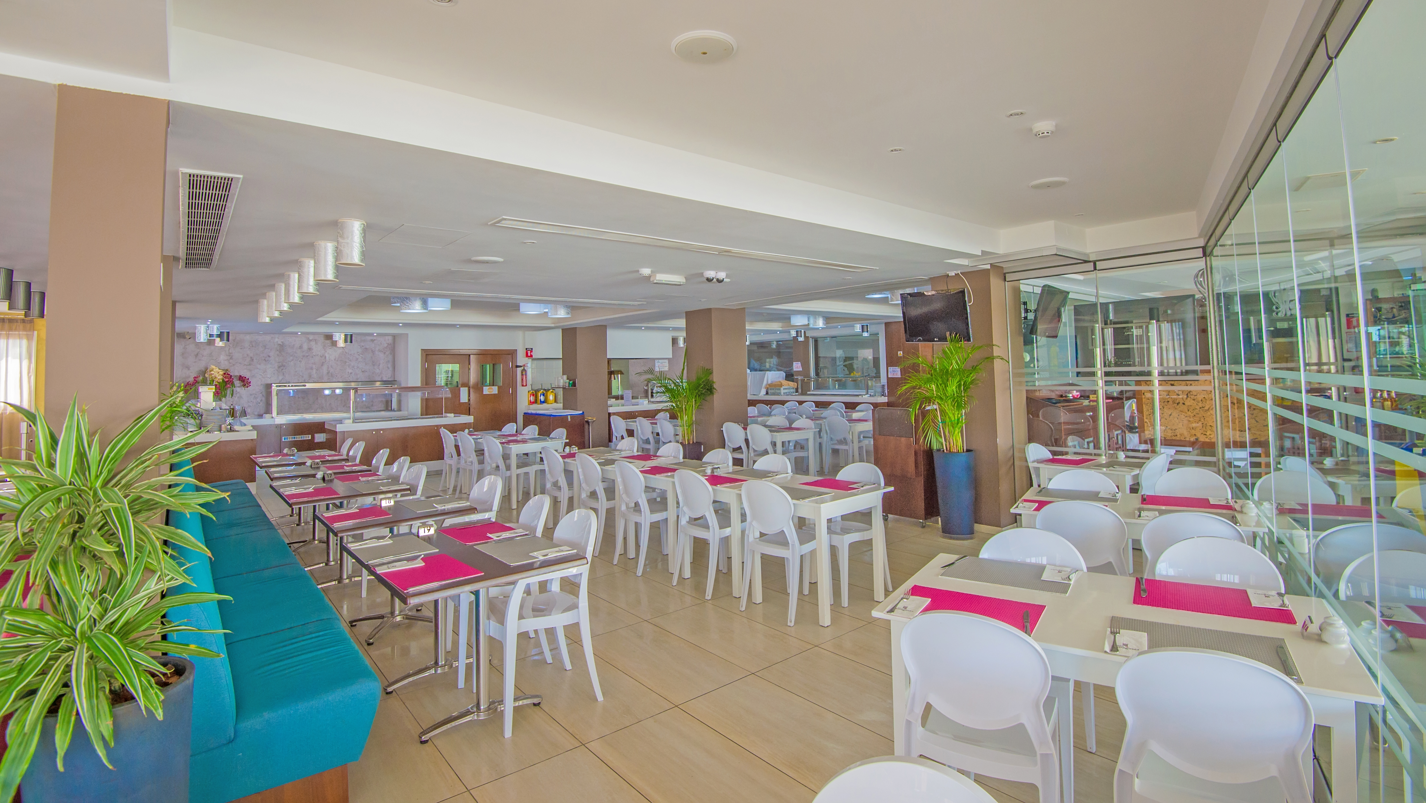 New Famagusta Hotel and Suites 34/50