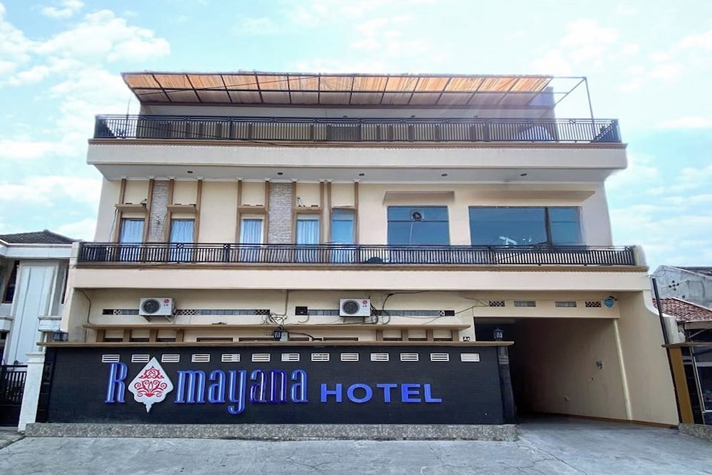Hotel Ramayana Garut 2/50