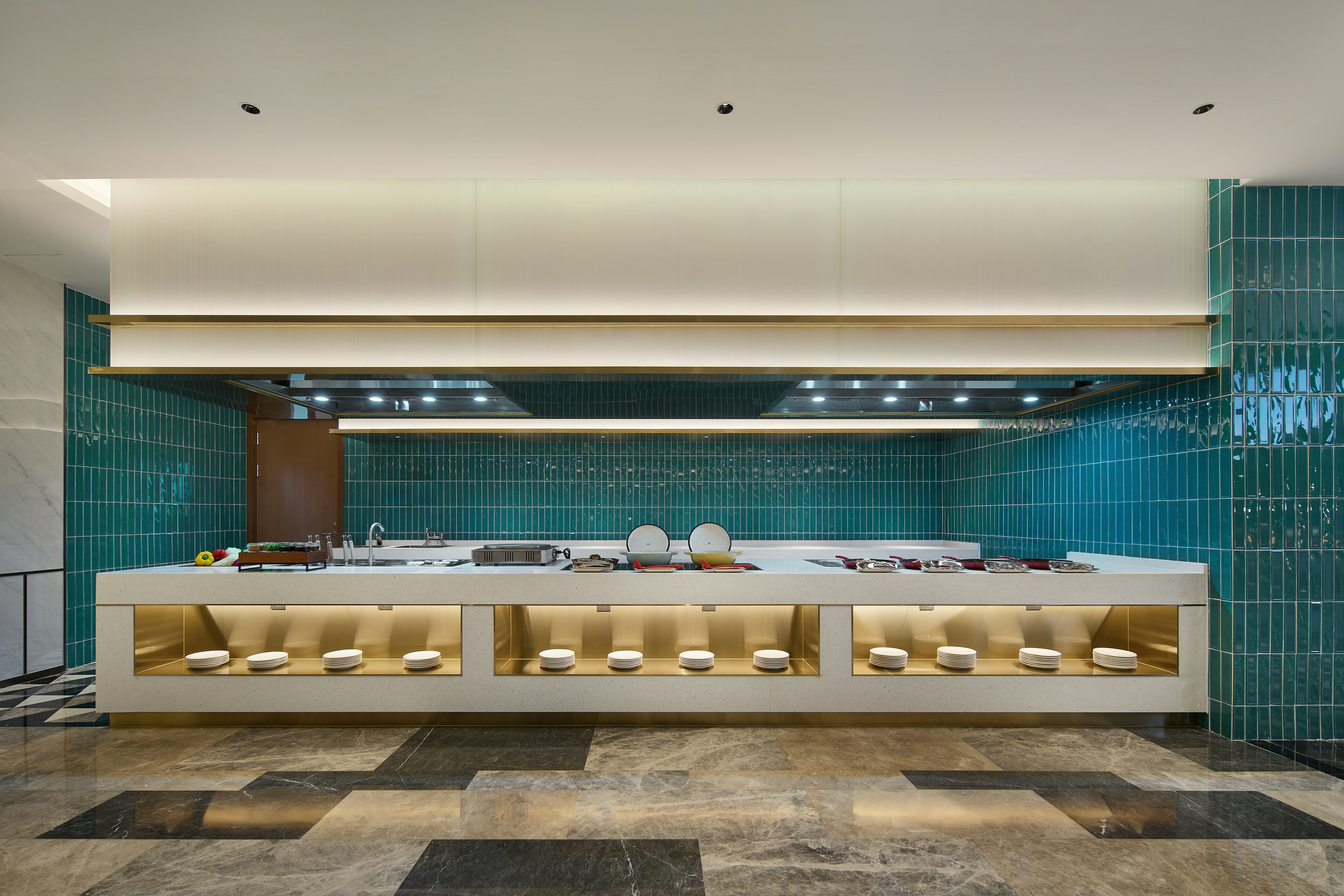 Hilton Garden Inn Tianjin Railway Station 10/40