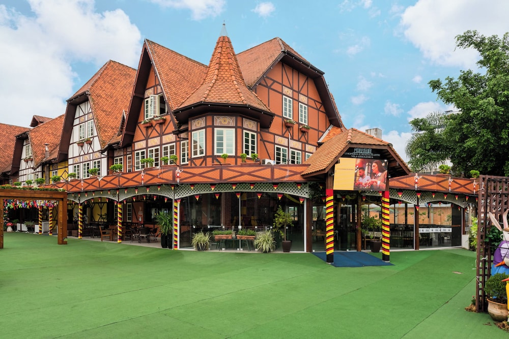 Ibis Blumenau 62/66