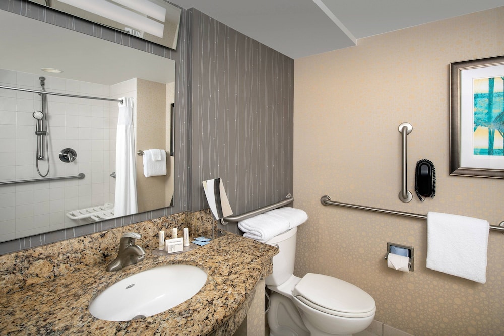 Courtyard Ocean City Oceanfront 7/25