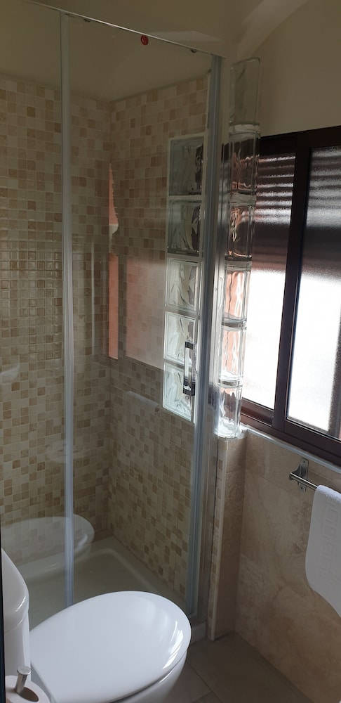 ROOM, DOUBLE BED, PRIVATE BATHROOM