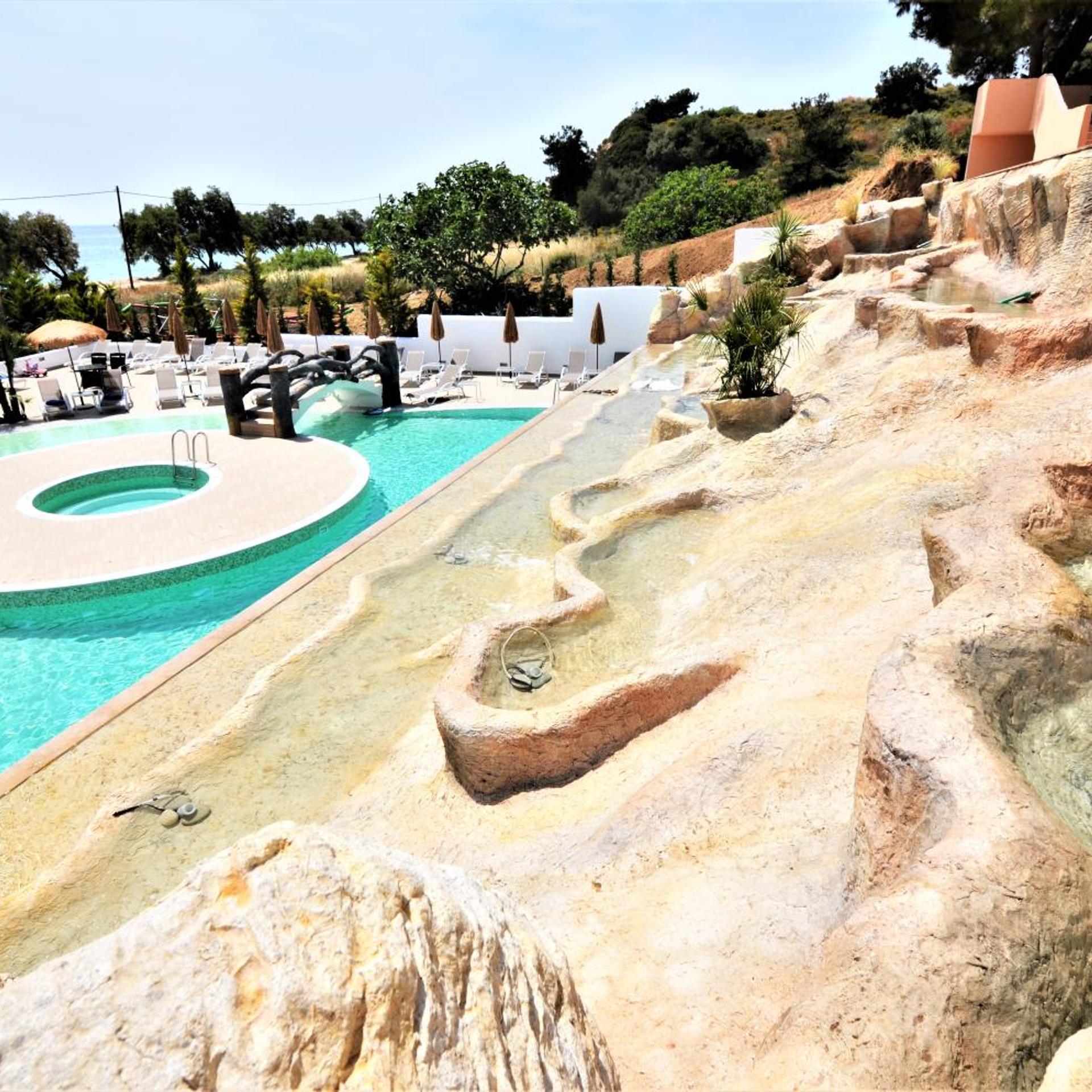 Grand Beach Hotel 43/67