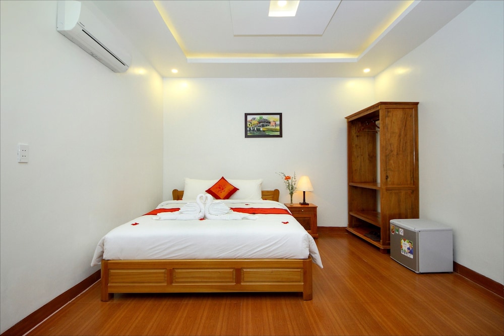 BLUE LAKE HOMESTAY 21/56