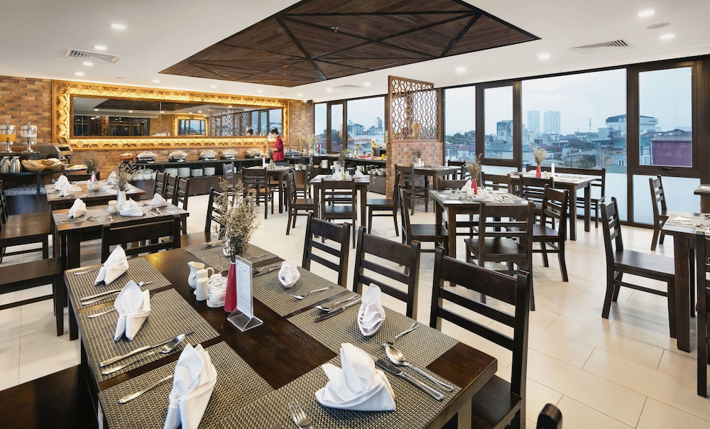MK Premier Boutique Hotel 47/65