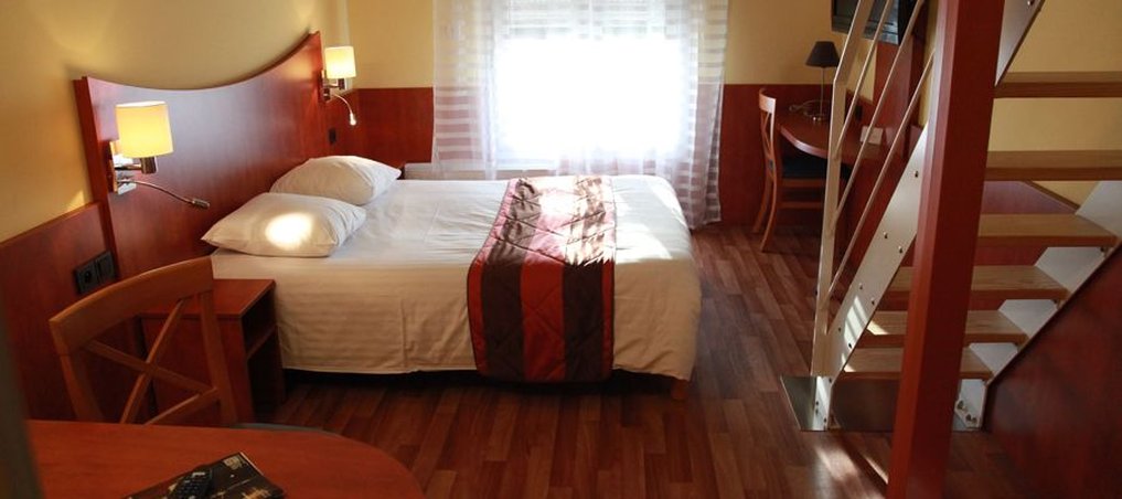 HOTEL CENTER BREST 6/48