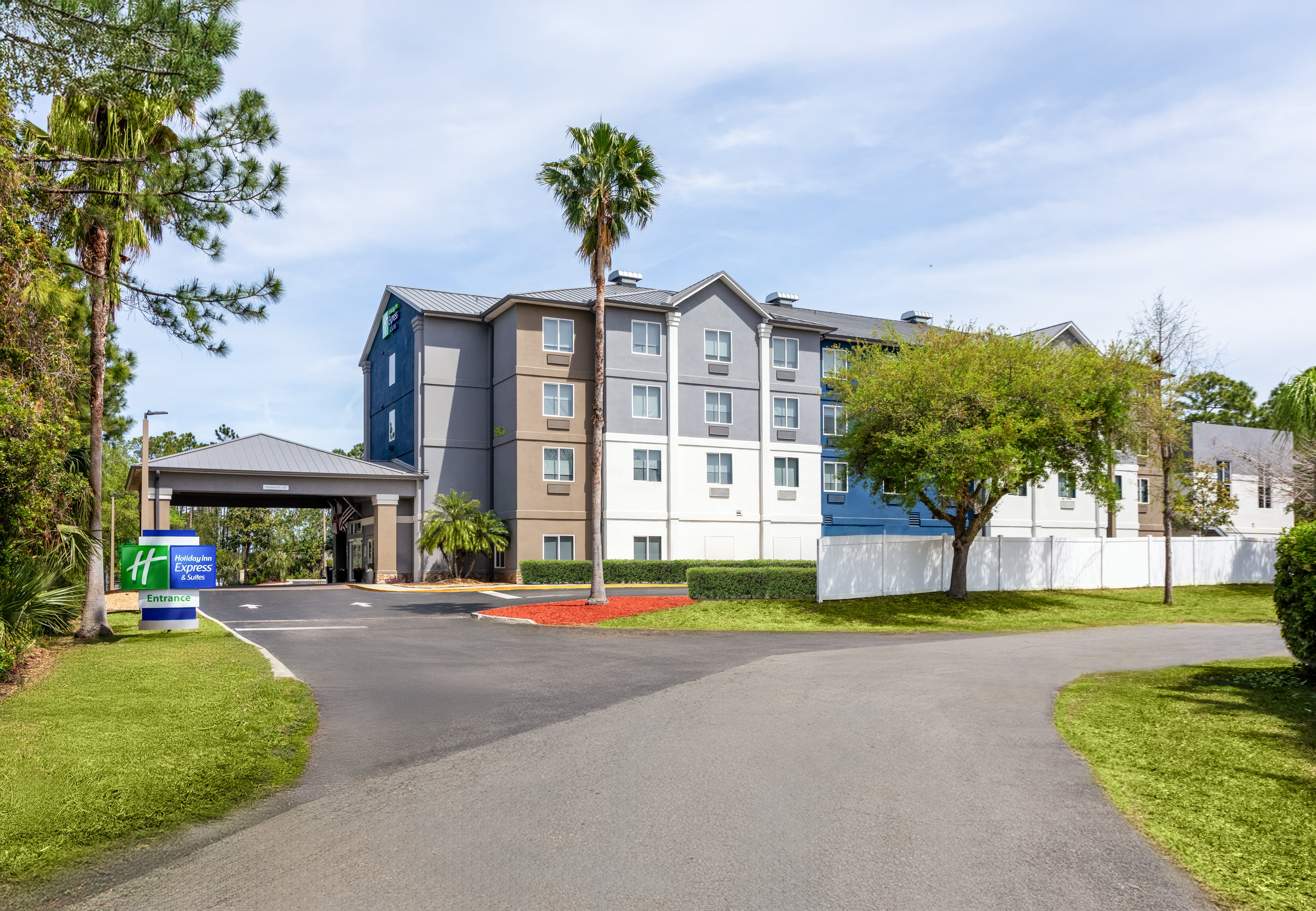 Holiday Inn Express & Suites Ormond Beach - North Daytona 30/30