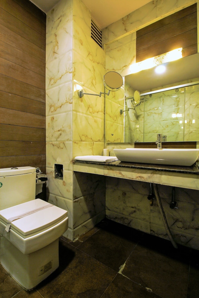 Welcome Hotel At Srinagar 46/50
