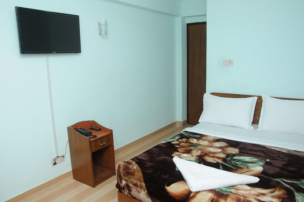 Shiva Shankar Hotel 26/32