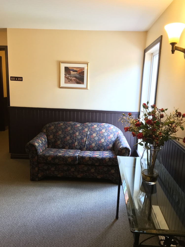 Hotel Baie Saint Paul 33/50