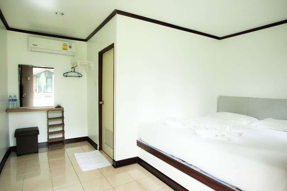غرفة قياسية بسرير مزدوج، Salisa Resort 4/10