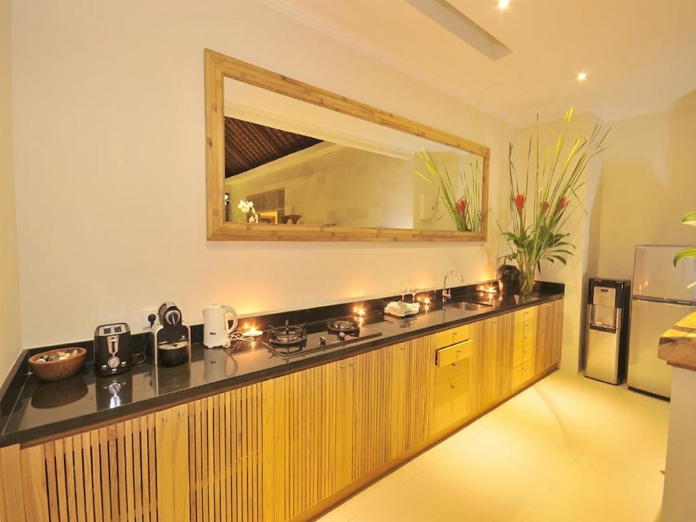 Villa Bali Asri Batubelig 6/50