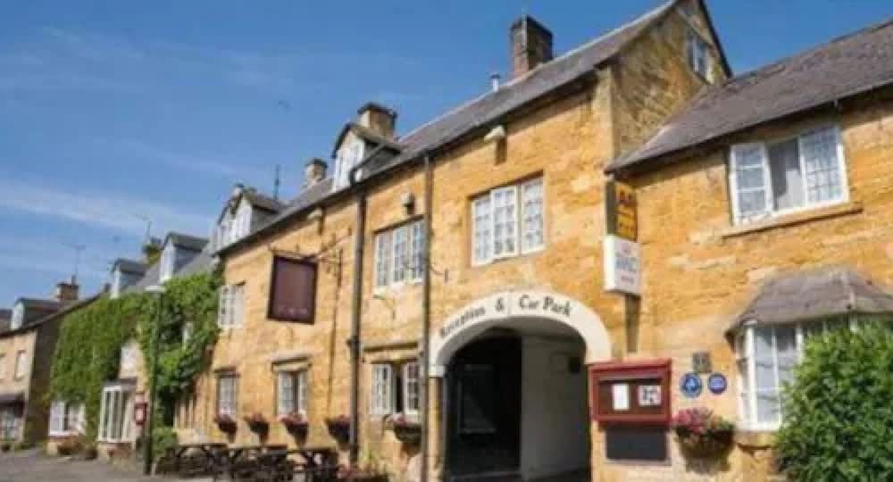 The Crown Hotel 1/47