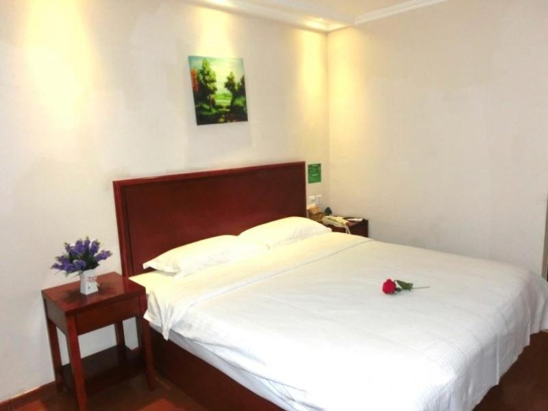 GreenTree Inn Beijing Fangshan Liangxiang Suzhuang Express Hotel 12/35