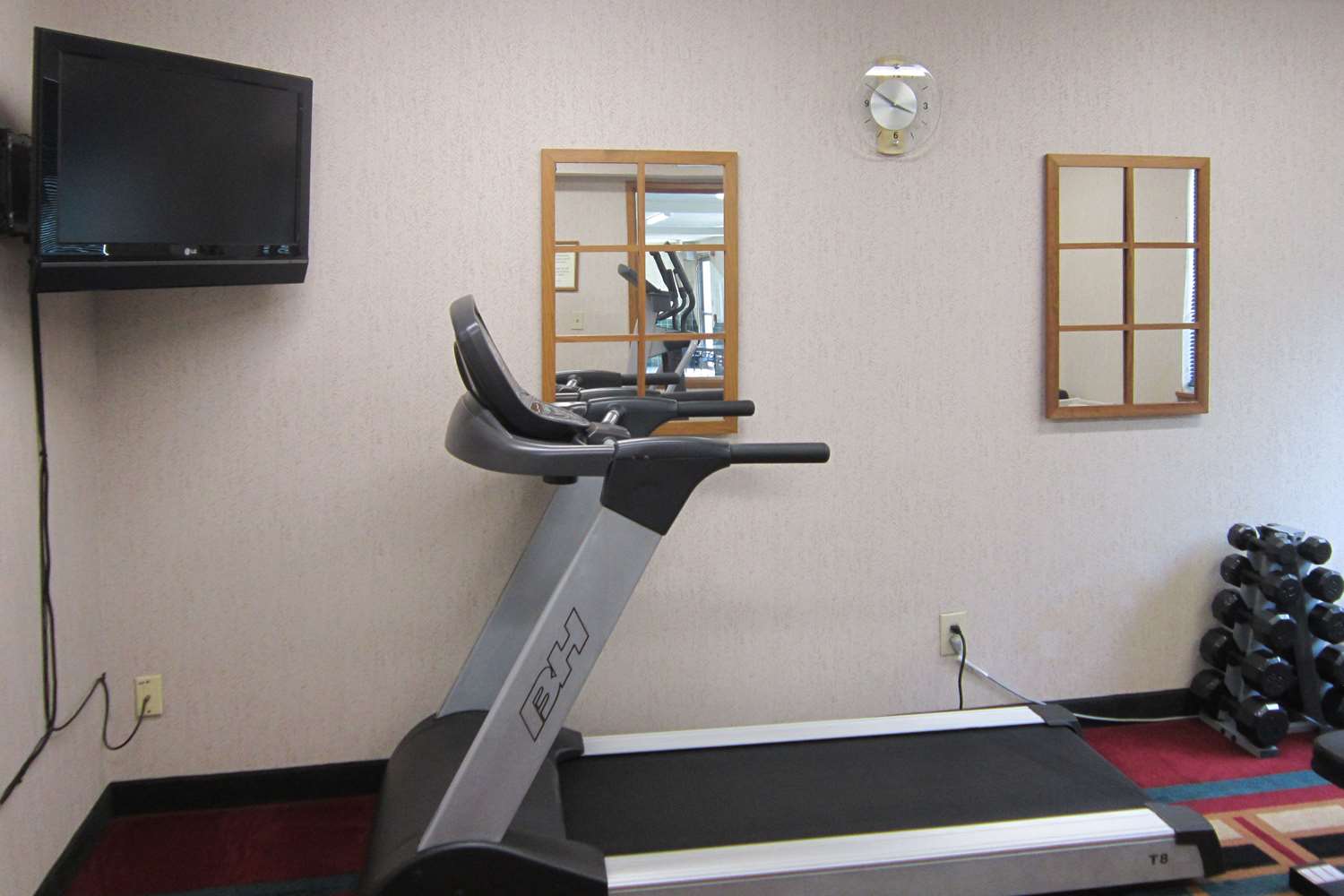 Quality Inn Nashville Bloomington 32/47