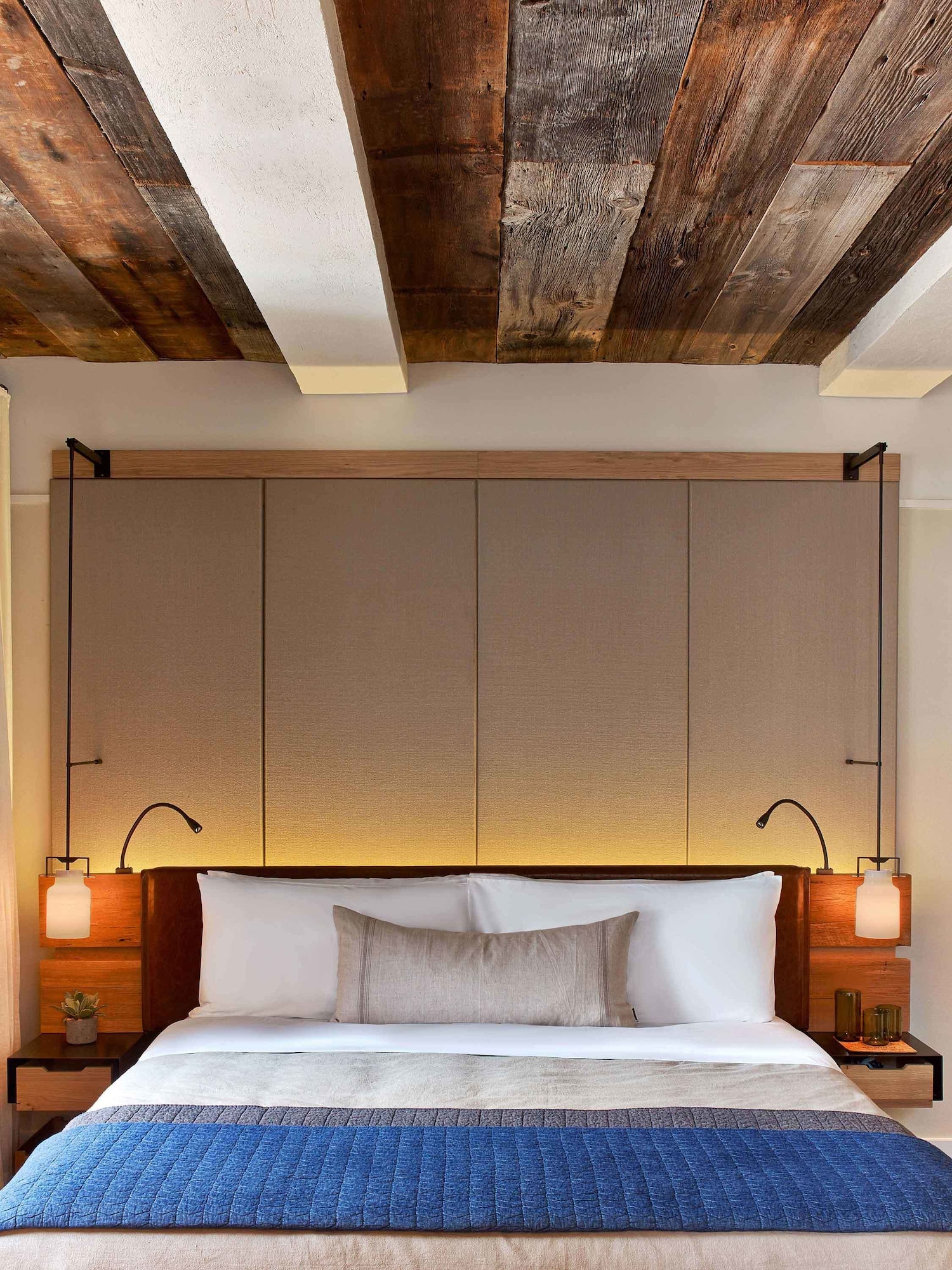 ROOM, KING BED, ALCOVE