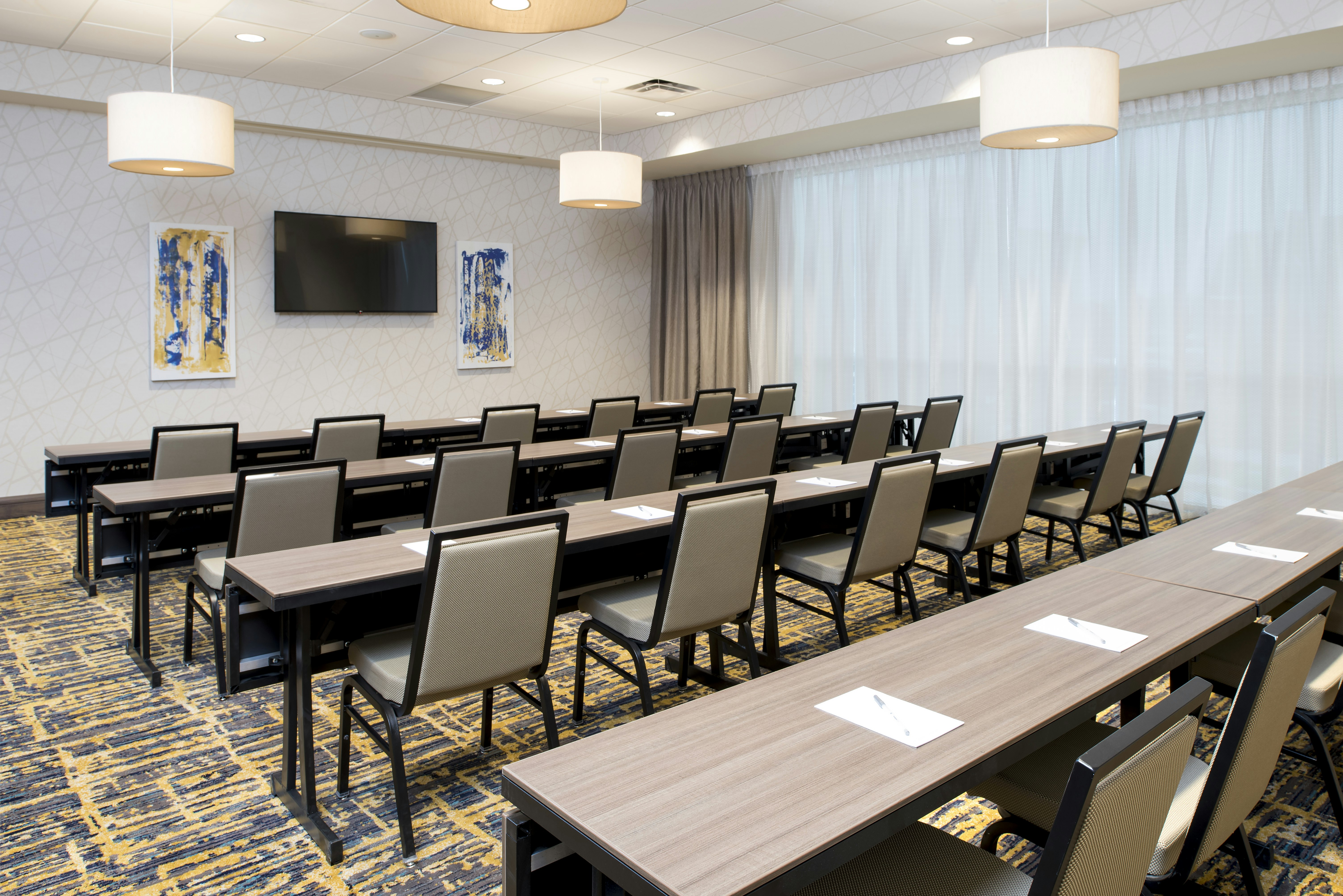 Hampton Inn and Suites Grand Rapids Downtown 52/61