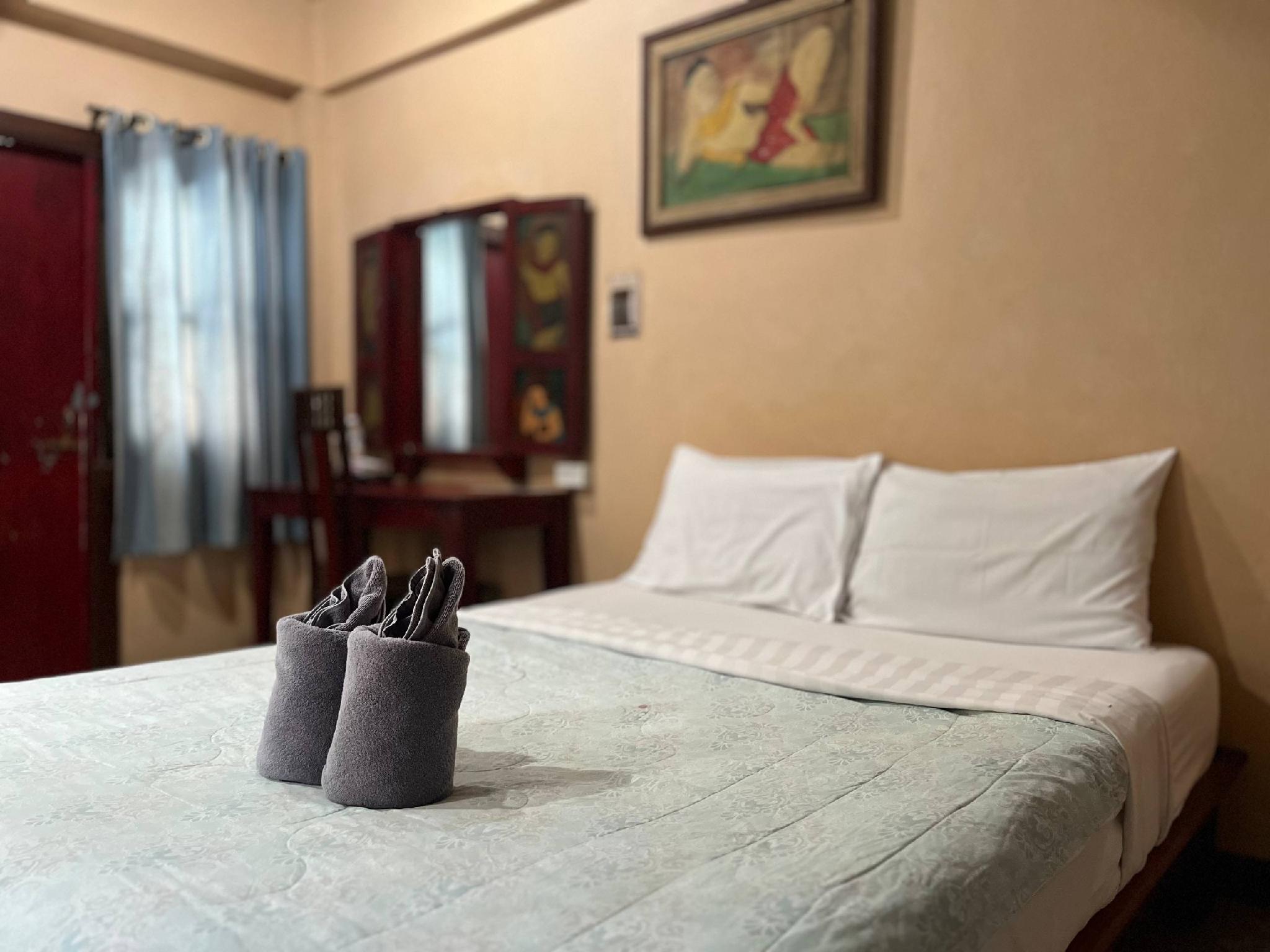 Room, Double Bed, with Fan