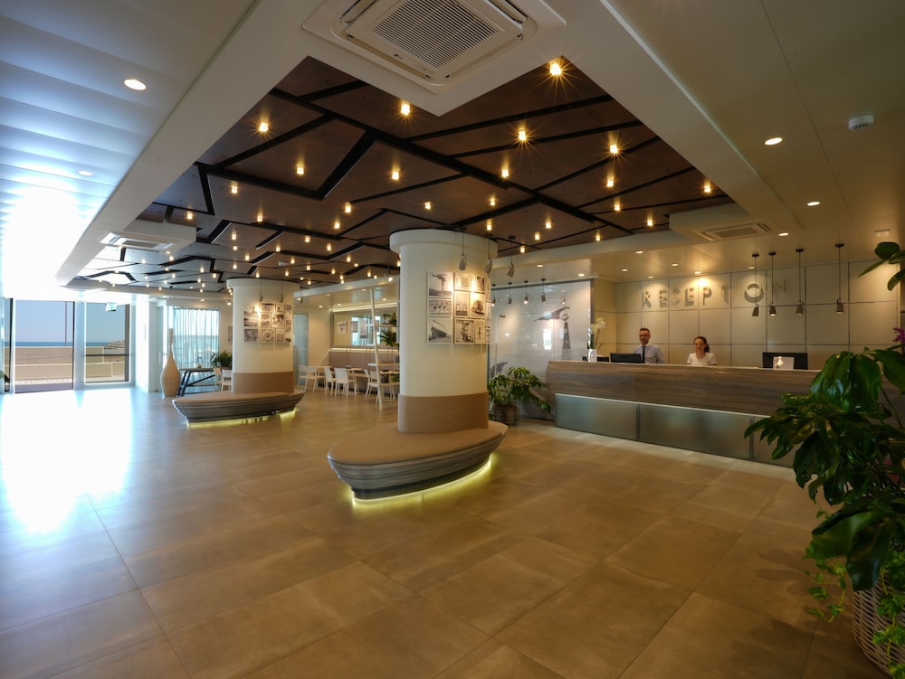 Nautilus Family Hotel 26/50
