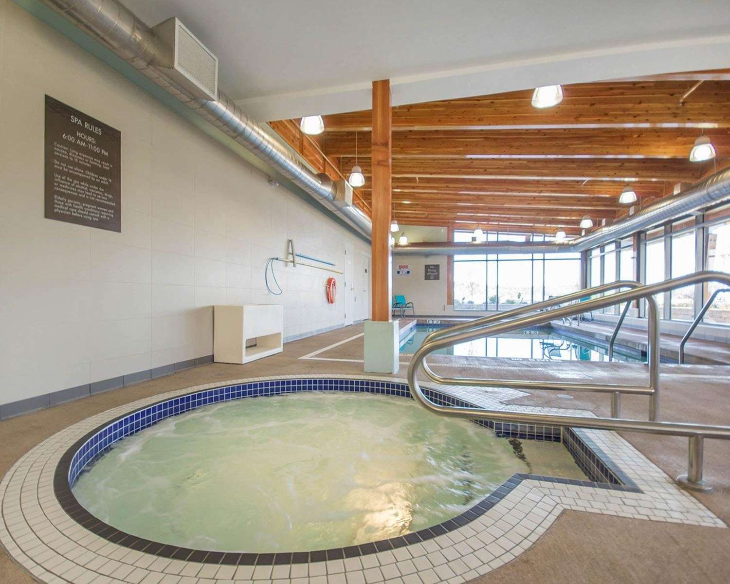 Comfort Inn & Suites Campbell River, BC 20/46