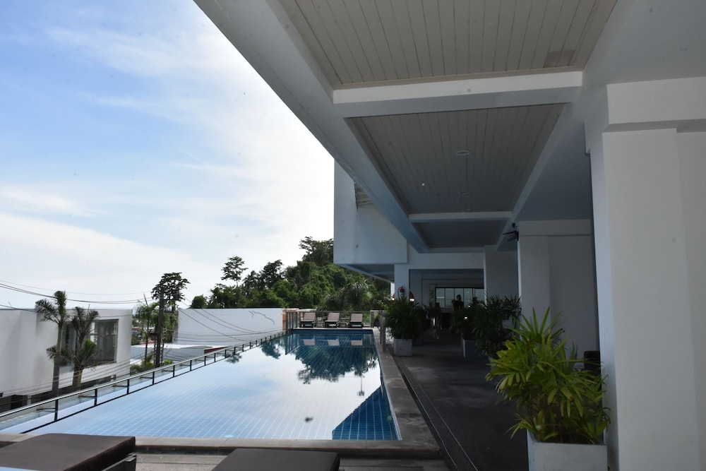 Lae Lay Suites 38/62