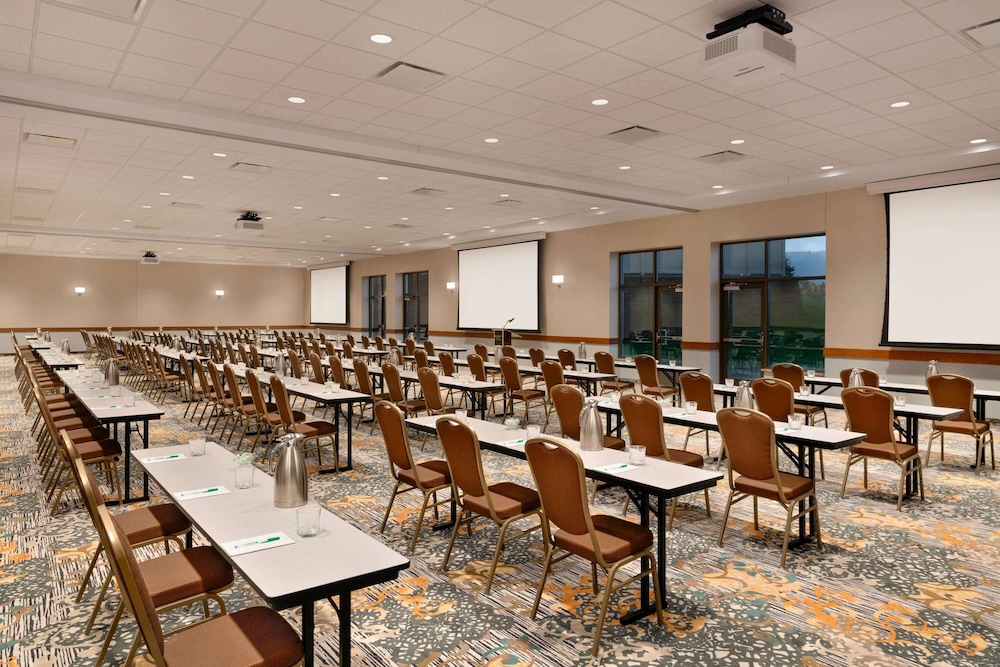 Wyndham Garden State College 37/47
