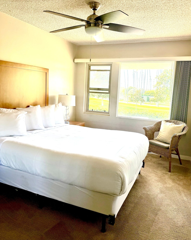 La Jolla Riviera Inn 12/45