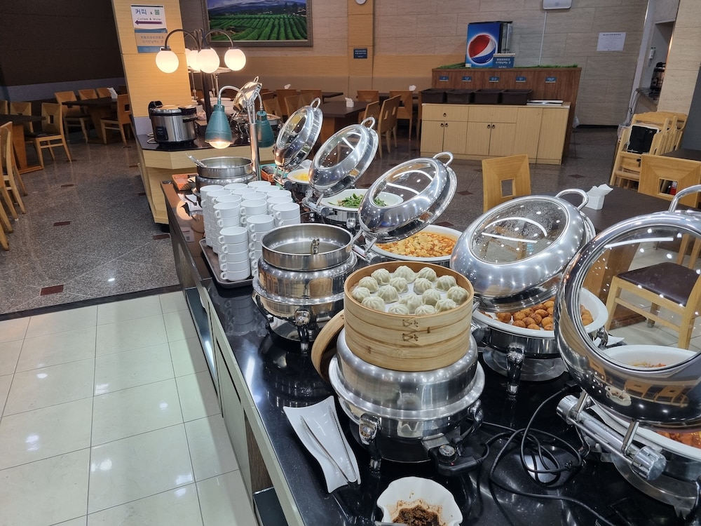 Sea Cliff Hotel Jeju 54/69