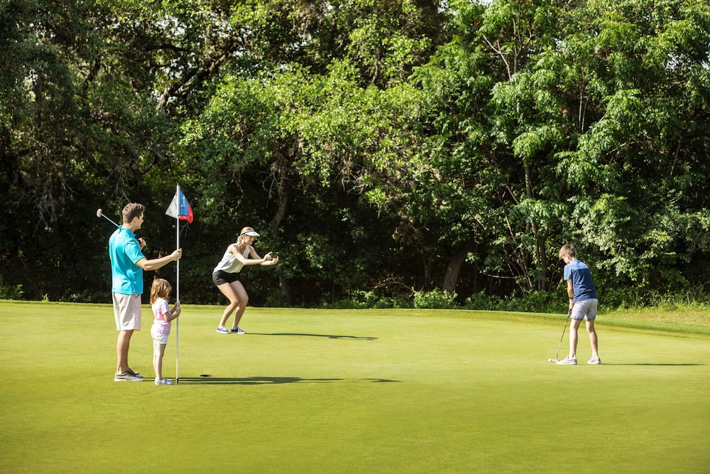 Hyatt Regency Hill Country Resort And Spa 45/84