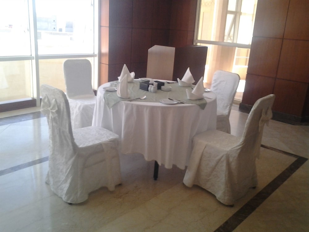 فندق التنفيذيين - العزيزية(Executives Hotel Azizia) 11/34