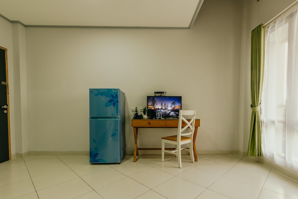 Urbanest Inn House TB Simatupang 28/72