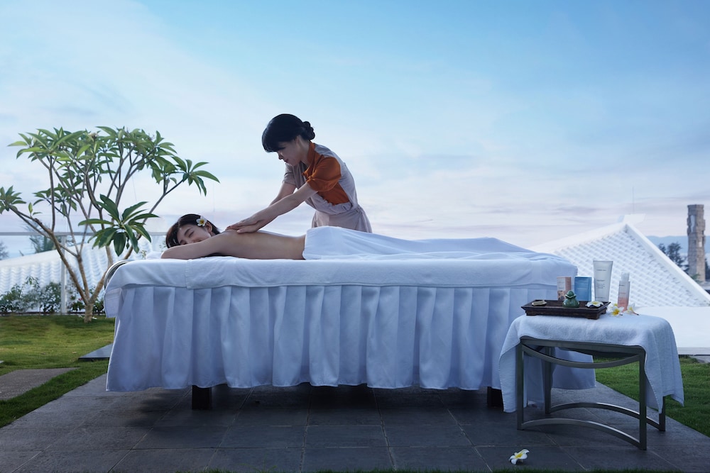 Palace Resort Yalong Bay Sanya 1/35