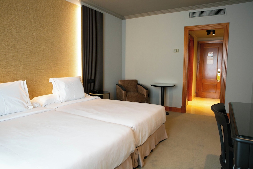 STANDARD, TWIN BEDS