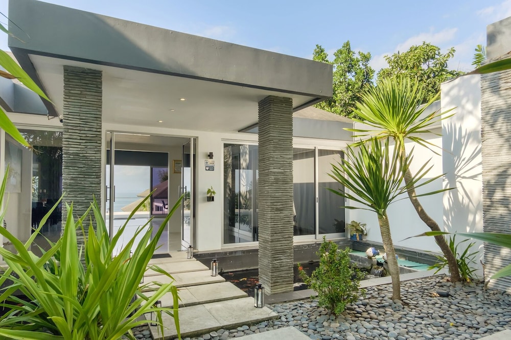 Suluban Cliff Bali Villa 2/50