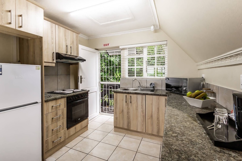 Oliver's Bed and Breakfast 5/49