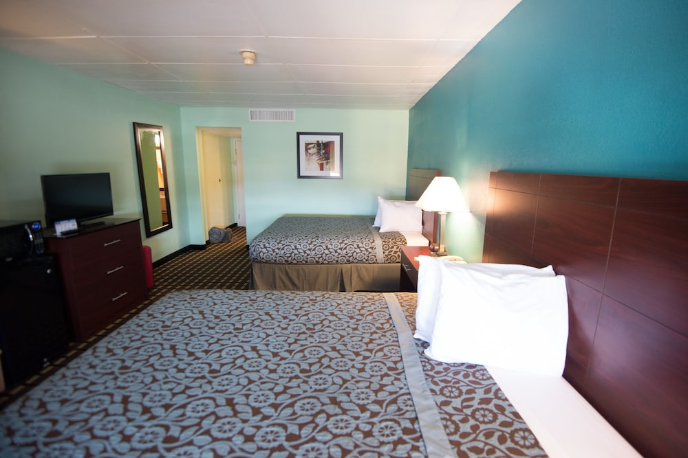 غرفة بسريرين كوين لذوي الإعاقة، Hotel Fort Wright Cincinnati Area 4/10
