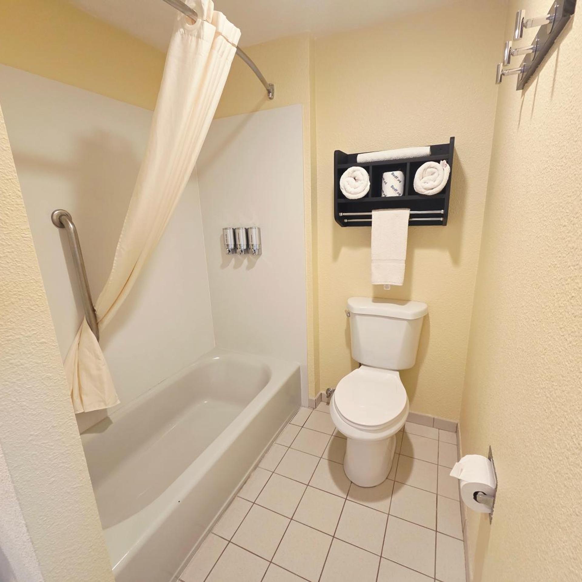 Oregon Trail Inn and Suites 49/50