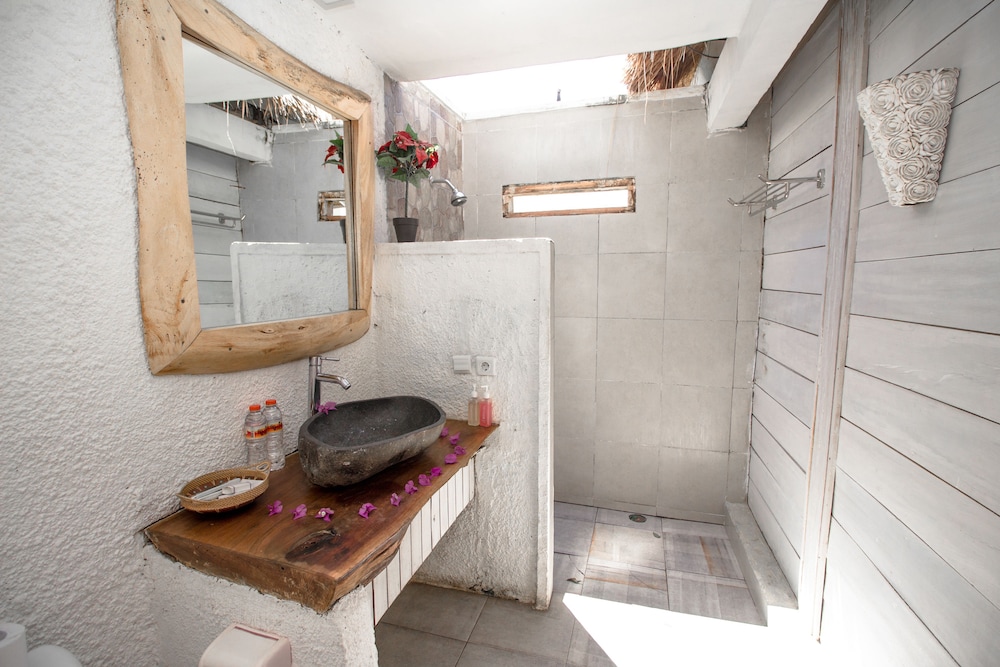 Gili Breeze Tropical Bungalows 21/58