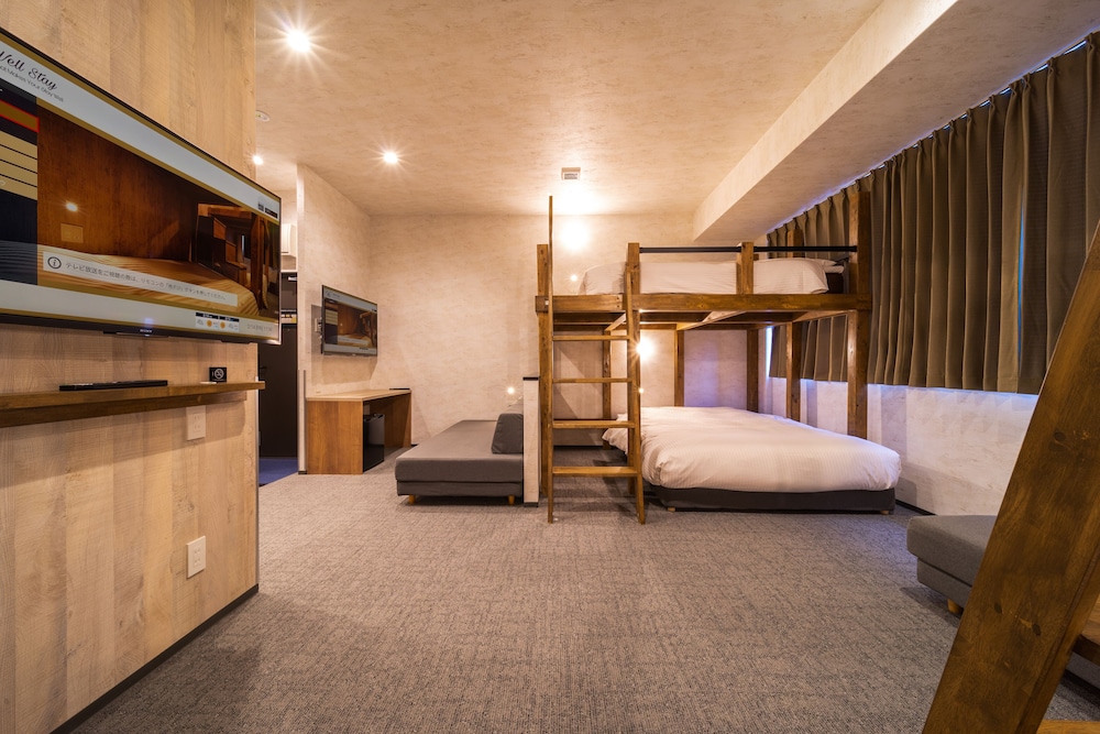 Wellstay Namba 19/50