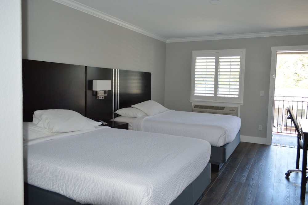 Fairview Inn And Suites Healdsburg 19/65