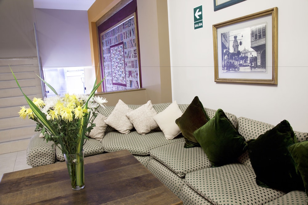 Kamana Hotel 19/28
