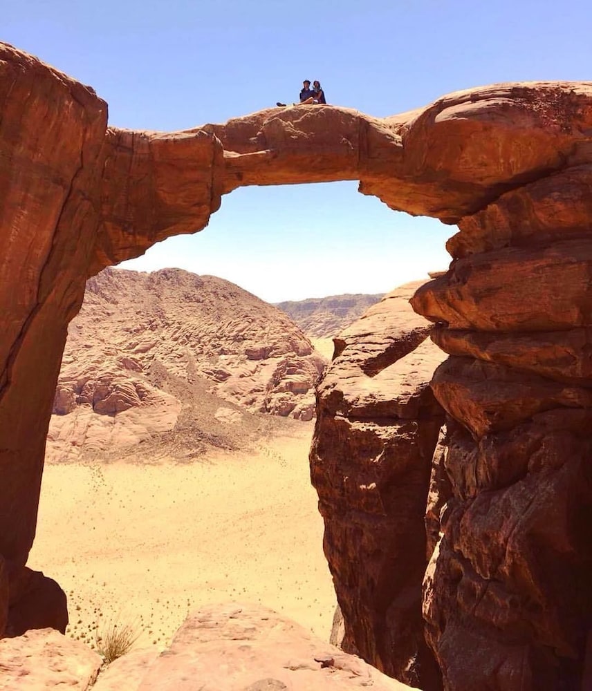 Desert Lovers Camp 35/48