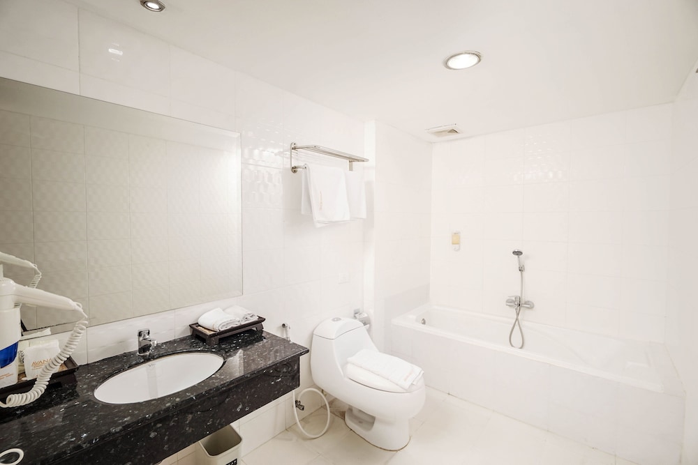 Avana Bangkok Hotel Convention Centre 44/45
